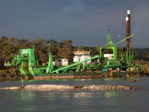  Плавучие землечерпательные шланги 